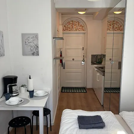 Foliate Living Silmu *